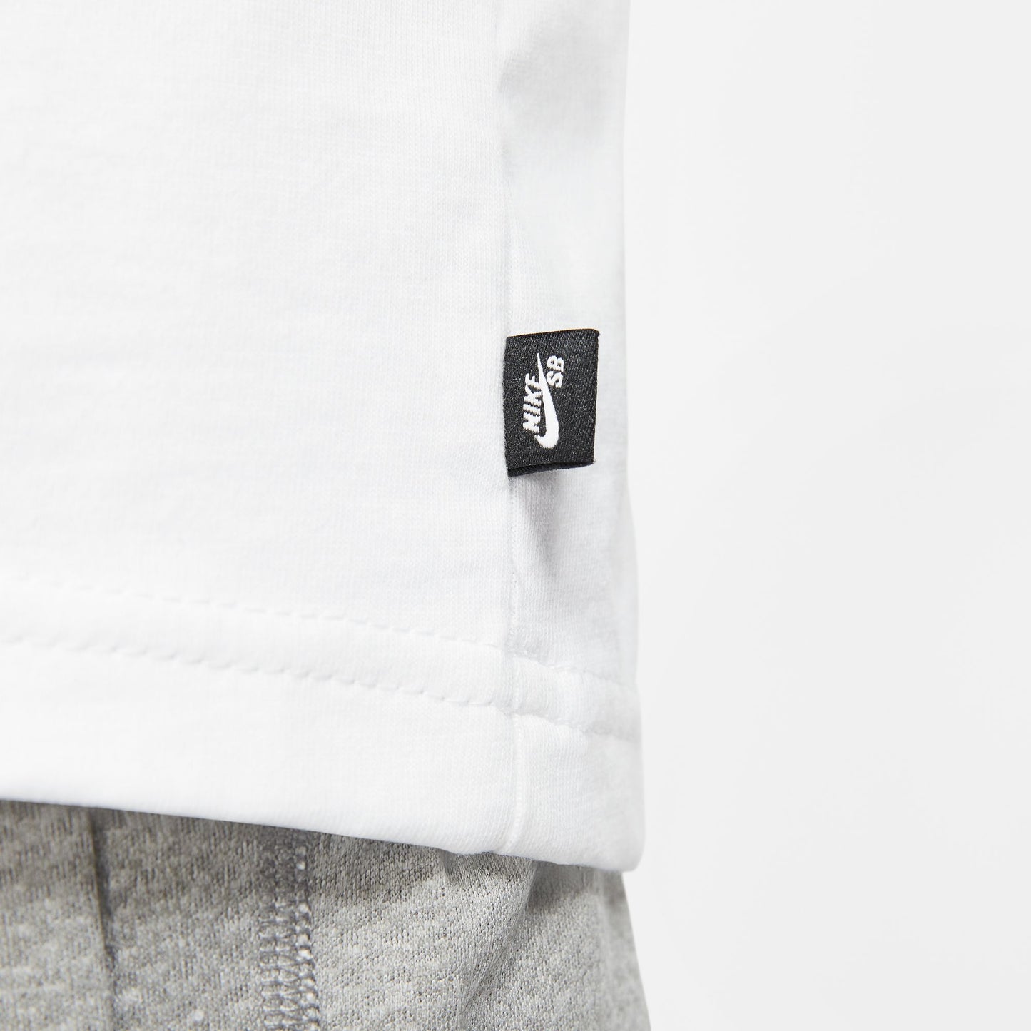 Nike SB Men's Logo Skate T-Shirt White