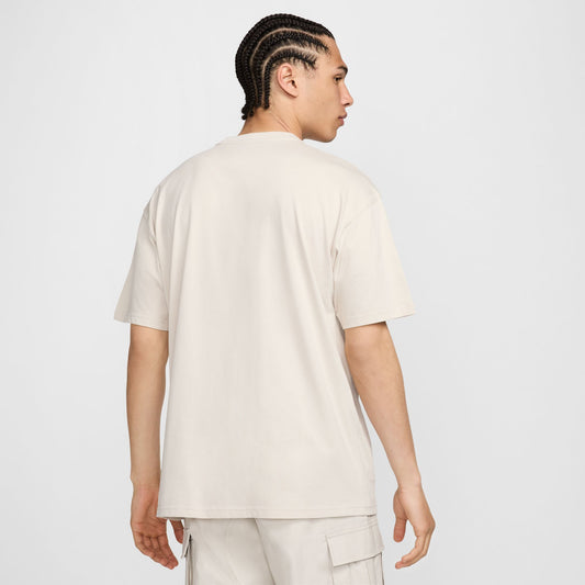 Camiseta Nike SB Logo en marrón madera de roble claro