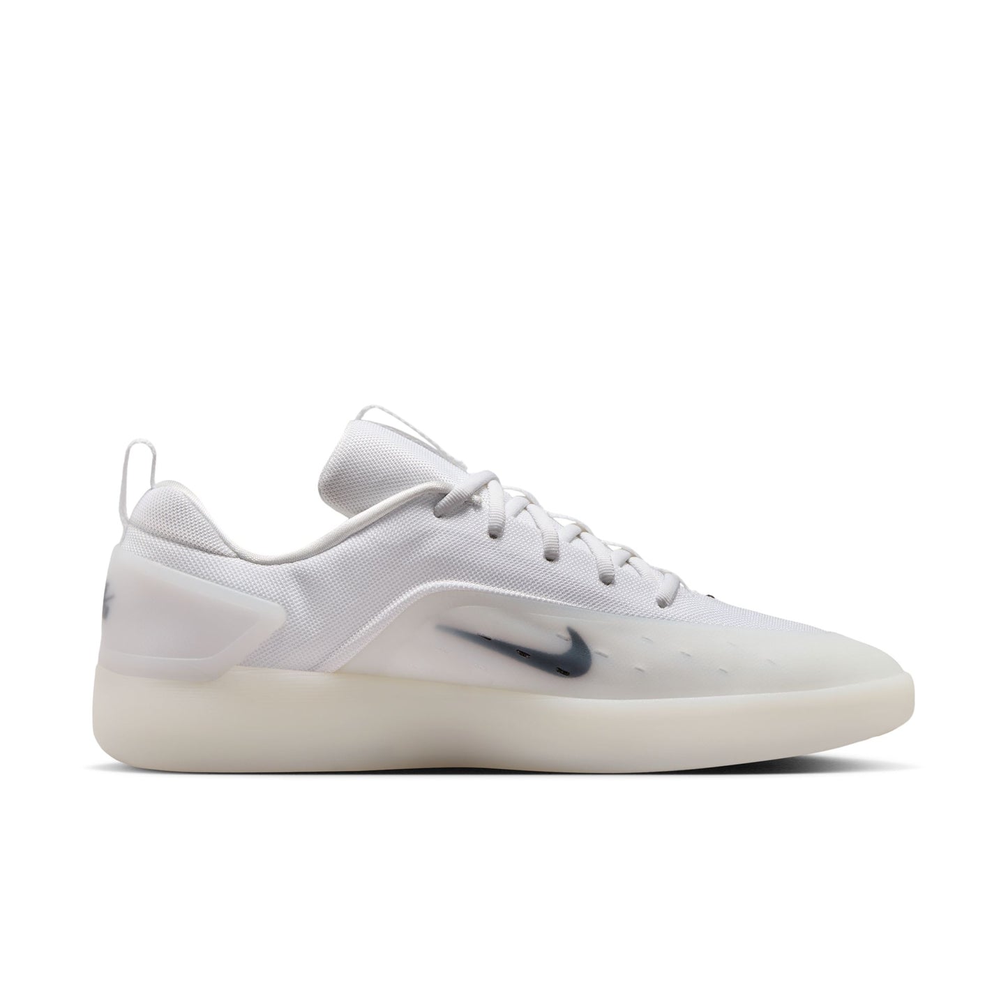 Nike SB Zoom Nyjah 4 White Black Shoes