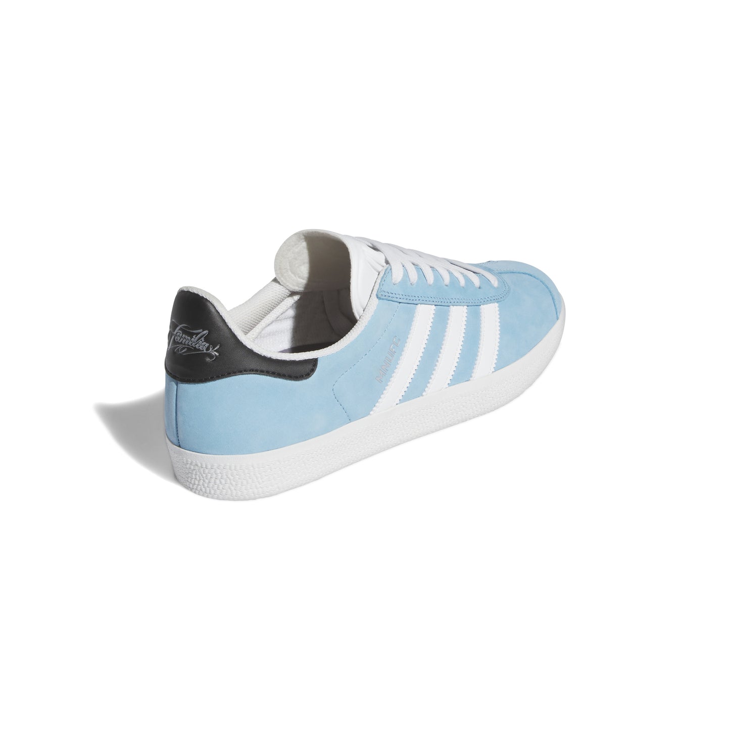 Zapatillas de skateboarding Adidas MNUFC x Familia Gazelle ADV Blanco Cristal Negro Carbono