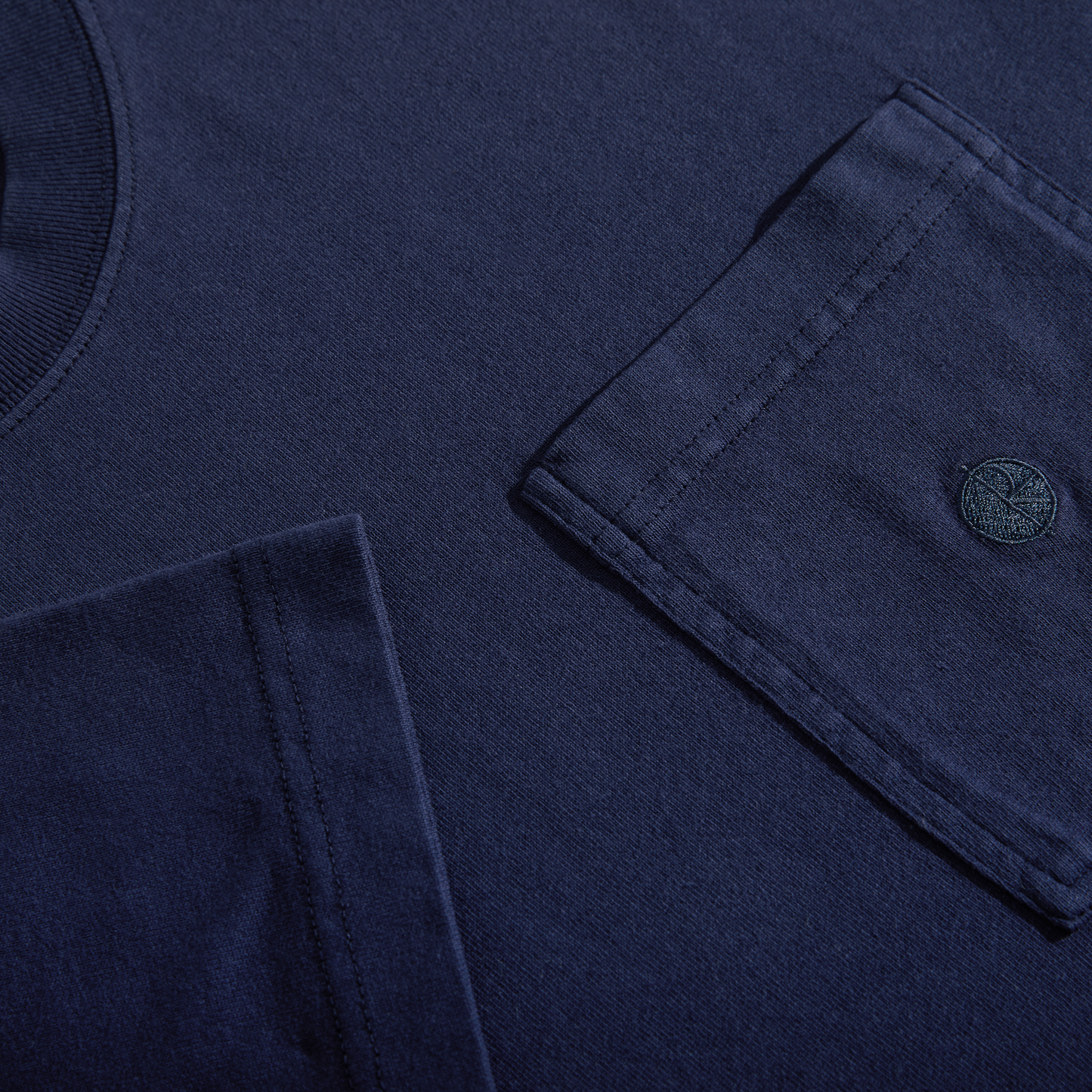 Camiseta de bolsillo Polar Skate Co. Azul oscuro