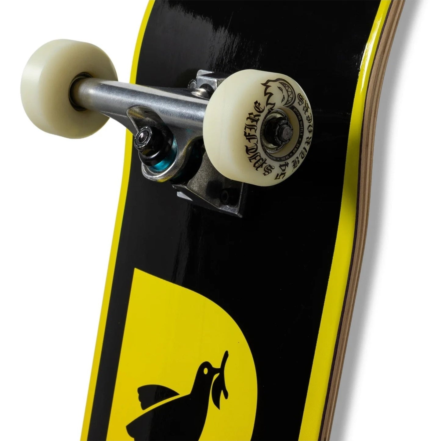 Real Complete Skateboard Be Free 8.06