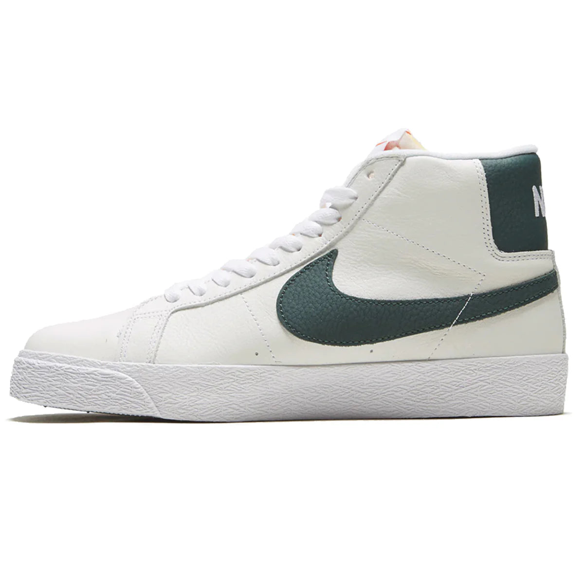 Zapatillas Nike SB Zoom Blazer Mid ISO blancas y verdes