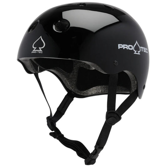 skatebording helmet