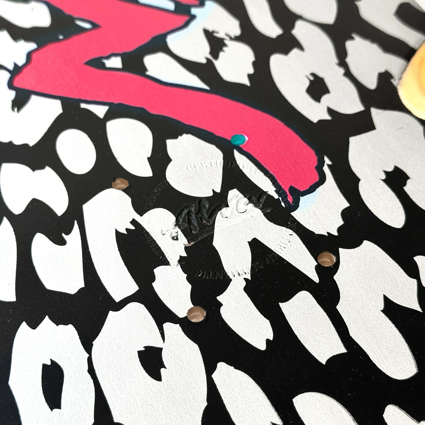 Alva Skateboard Deck 1979 Lost Model Leopard 9.25