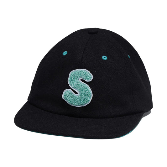 Black cap with a turquoise 'S' logo on a white background