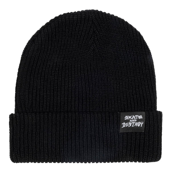Black beanie with a label on a light gray background