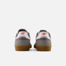 Load image into Gallery viewer, NEW BALANCE NUMERIC 272 SHOES - GREY/GUM