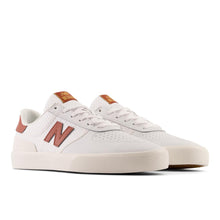 Load image into Gallery viewer, New Balance Numeric 272 Shoes - White/Camel