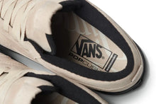 Load image into Gallery viewer, Vans X Dime Skate Half Cab &#39;92 Shoes - Oxford Tan